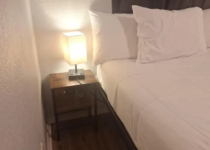 82a Grand Canyon South Rim Sleeps 2